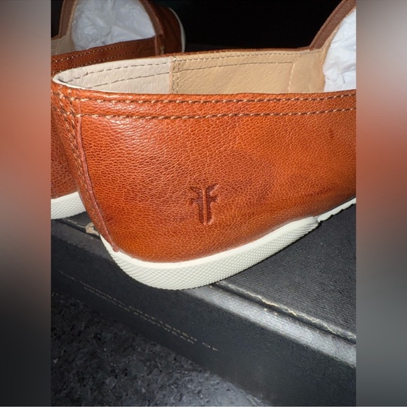 NEW FRYE MELANIE SLIP ON BROWN GENUINE LEATHER BUTTERY SOFT SNEAKERS 8 - Picture 7 of 13